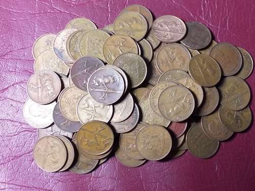 A LOT OF 100 RSA BRONZE CENTS - [Bid per coin to take all.]