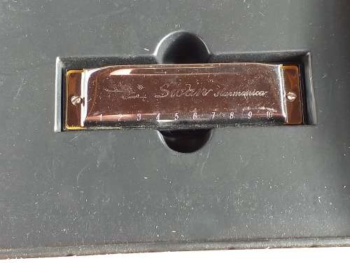 GENUINE QUALITY HARMONICA IN ORIGINAL BOX - EXCELLENT CONDITION