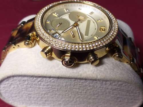 MICHAEL KORS WOMEN`s WATCH IN GOOD WORKING ORDER