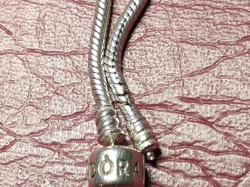 LOVELY GENUINE SOLID STERLING SILVER PANDORA BRACELET IN GOOD CONDITION - [13 g]