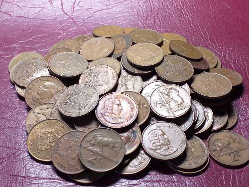 A LOT OF 100 RSA BRONZE 2 CENTS - [Bid per coin to take all.]