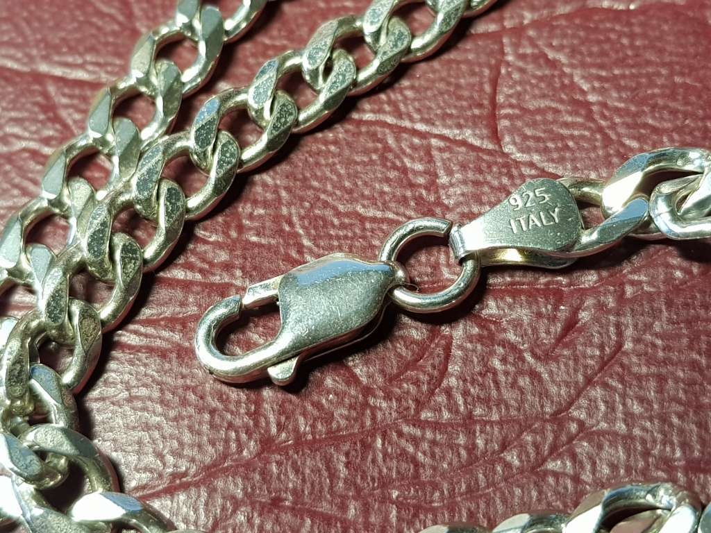 LOVELY GENUINE SOLID STERLING SILVER NECKLACE WITH ITALIAN CLASP IN EXCELLENT CONDITION - [29 g]