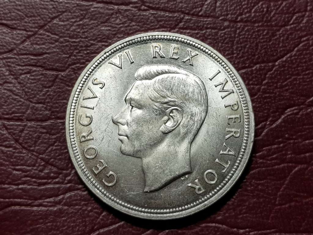 1947 SA UNION SILVER 5 SHILLINGS - [TO MY OPINION MINT STATE]