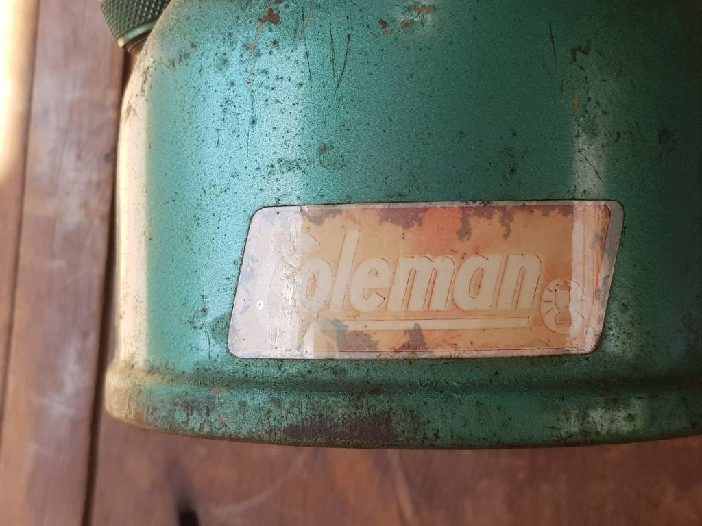 VINTAGE COLEMAN LANTERN FOR PARTS