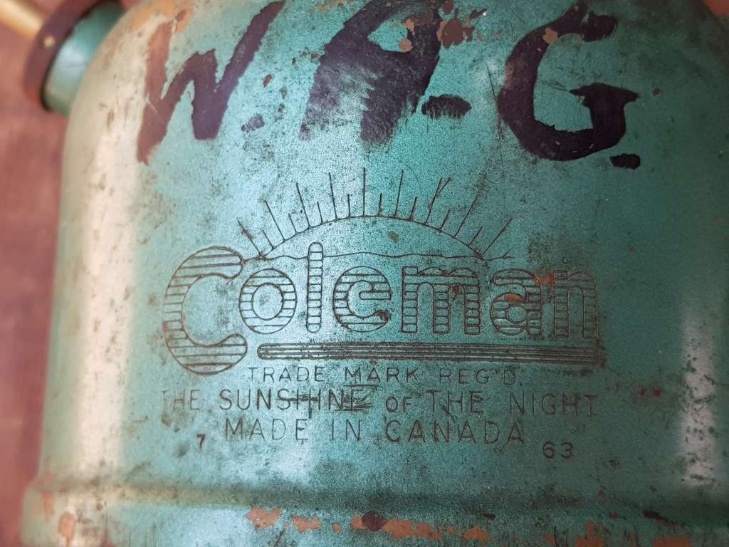 VINTAGE COLEMAN LANTERN FOR PARTS