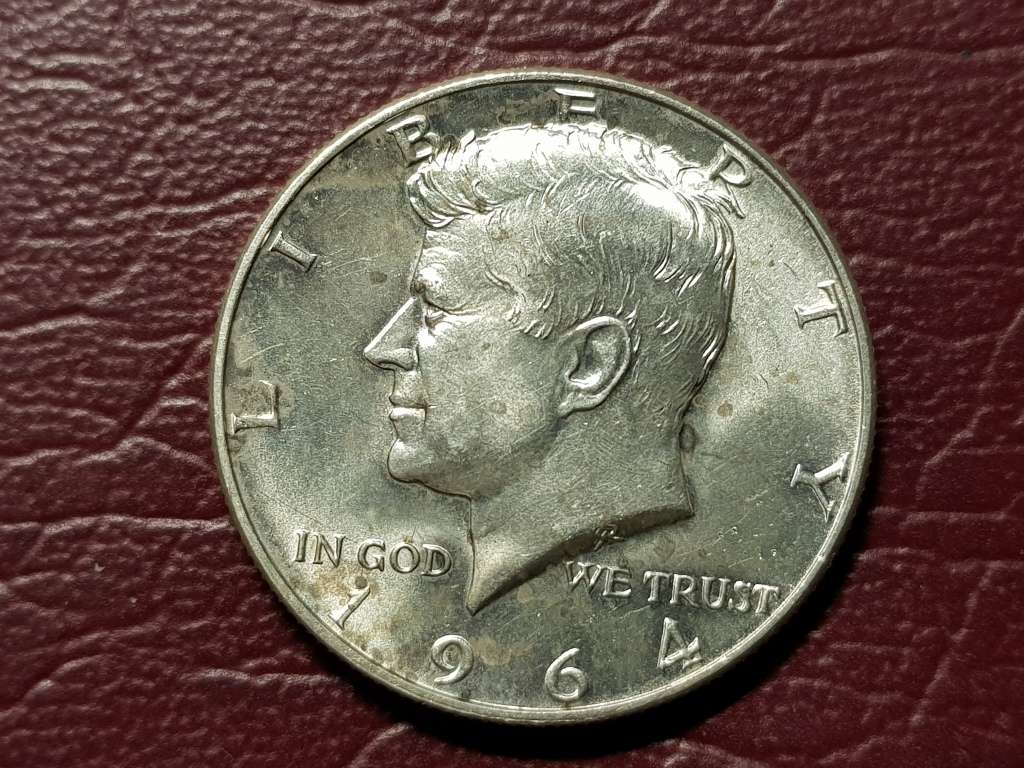 1964 USA Silver ½ Dollar `Kennedy Half Dollar`
