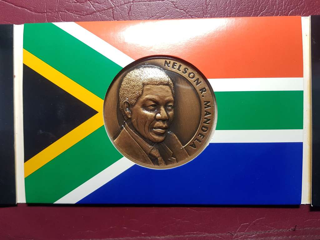 1994 Inauguration 195 g Toned Bronze Mandela Medallion With C.O.A.