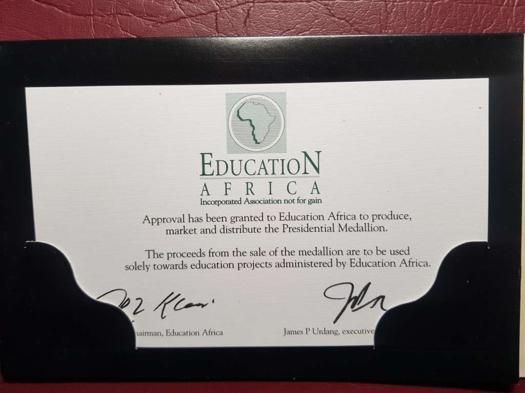 1994 Inauguration 195 g Toned Bronze Mandela Medallion With C.O.A.