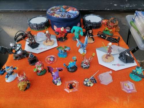 *CRAZY R1 START* SKYLANDER AND INFINITY FIGURES