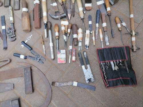 Joblot Tools and Toolbox (bid per tool to take all)