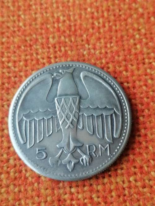 1935 ADOLF HITLER 5RM COIN