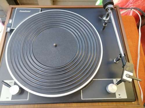 Vintage stylus and other Lp player and parts lot