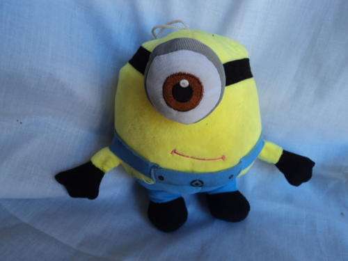 GORGEOUS DESPICABLE ME STUFFED TOY!!!!!