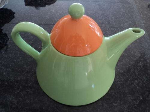 VERY UNIQUE AND UNUSUAL REGENT TEAPOT!!!!!