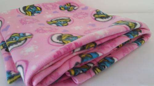 AN AWESOME VERY LARGE PINK SMURFS FLEECE BLANKET!!! GORGEOUS!!! 158CM X 160CM!!!!