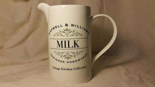 MAXWELL & WILLIAMS DESIGNER HOMEWARE!! COTTAGE KITCHEN COLLECTION MILK JUG!!!! STUNNING!!!
