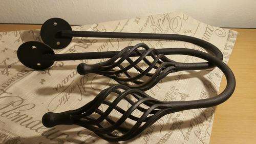 A SET OF STUNNING WROUGHT IRON DECOR TIE BACKS!!!!!!