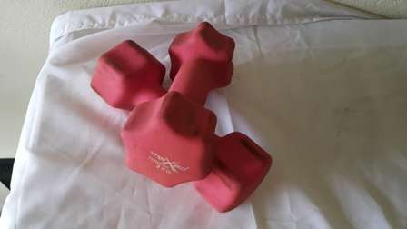 Dumbbells A SET OF 2 PURPLE MAXED FITNESS 3KG WEIGHTS FROM MR PRICE SPORT was sold for 38.00 on 16 Feb at 20 46 by Shannyd in Johannesburg ID 218007582