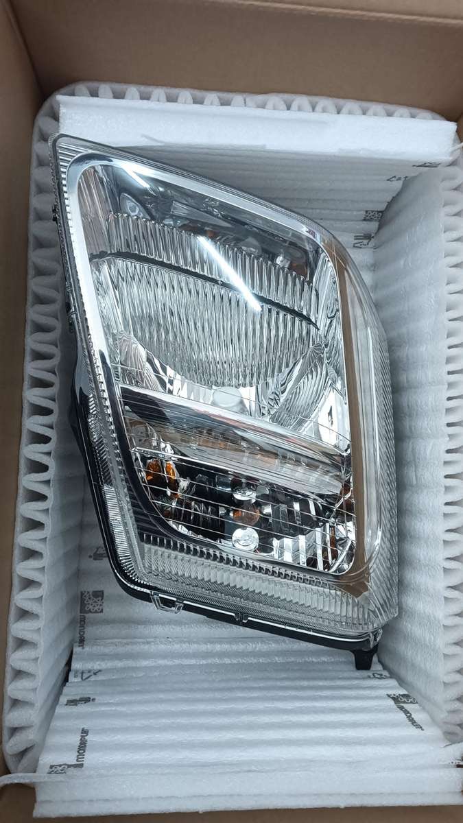 RIGHT FRONT HEADLAMP CITROEN