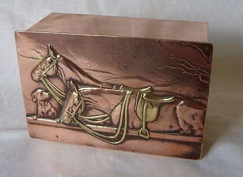 A MAGNIFICENT VICTORIAN PERIOD COPPER AND BRASS CIGAR OR CIGARETTE BOX