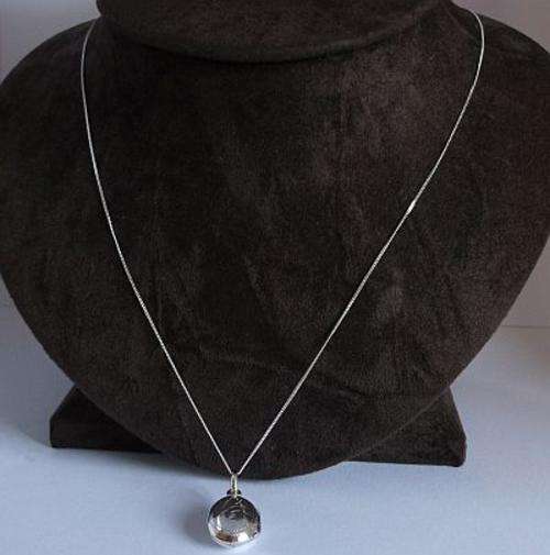 SWEET !! A LOVELY STERLING SILVER NECKLACE WITH STERLING SILVER OVAL LOCKET !!! LAST ONE !!
