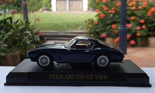 1:43 FERRARI 250 GT SWB DIE CAST MODEL ON STAND ...AWESOME DETAILS.....RARE ONE !!!