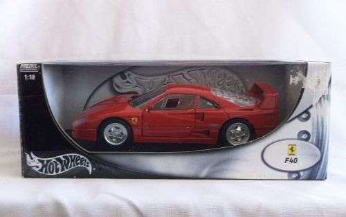 A TOTALLY AWESOME HOTWHEELS 1:18 FERRARI F 40 DIE CAST MODEL WITH ORIGINAL BOX...AS NEW !!!