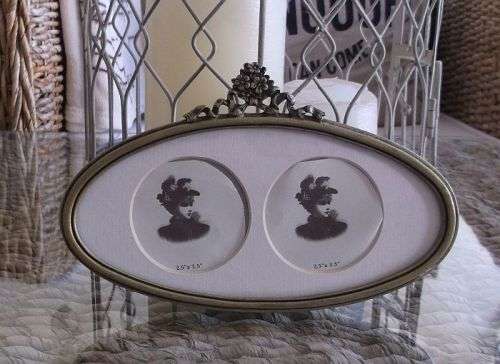 A STUNNING EXCELLENT QUALITY HEAVY METAL VICTORIAN STYLE PHOTO FRAME .....B E A U T I F U L !!!