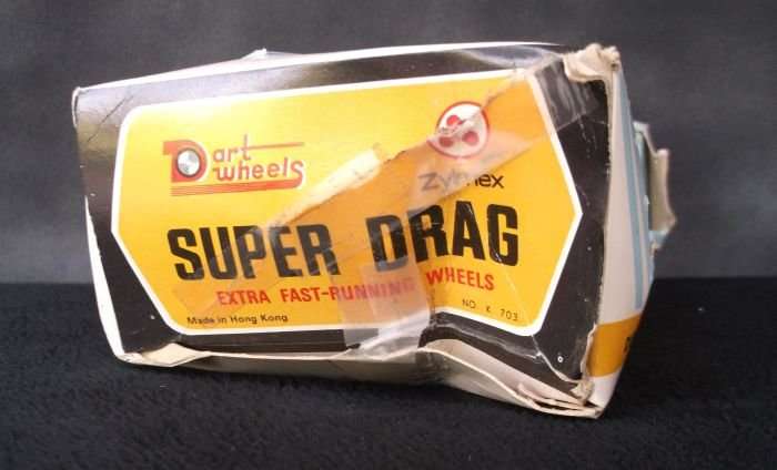 A SUPER COOL AND RARE VINTAGE DIE CAST METAL DRAGSTER RACING CAR ....UNBELIEVABLE !!!