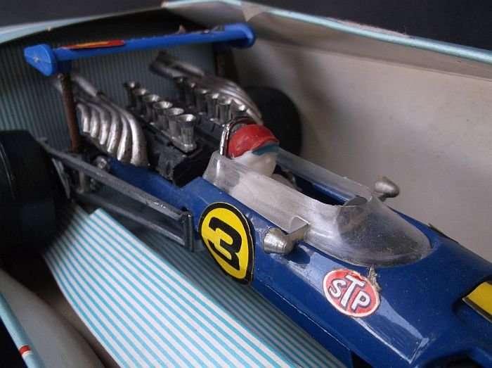 A SUPER COOL AND RARE VINTAGE DIE CAST METAL DRAGSTER RACING CAR ....UNBELIEVABLE !!!