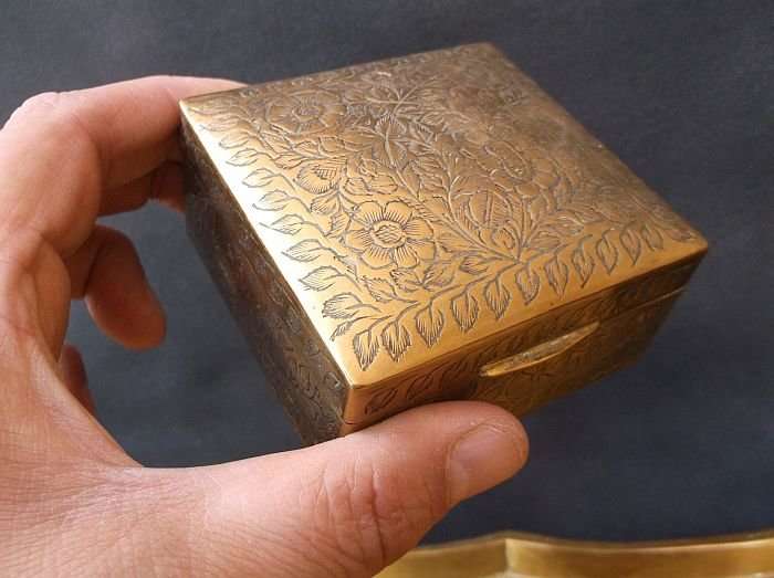 MADE IN BRITISH INDIA ...A RARE SOLID BRASS 4 PIECE SMOKERS SET