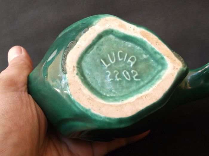 A RARE VINTAGE LUCIA WARE FISH SHAPED BUD VASE OR HOLDER ...NO DAMAGE