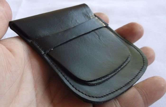 AN AWESOME ZIPPO LOOK WIND PROOF LIGHTER PLUS GENUINE LEATHER POUCH ...NEW OLD STOCK !!