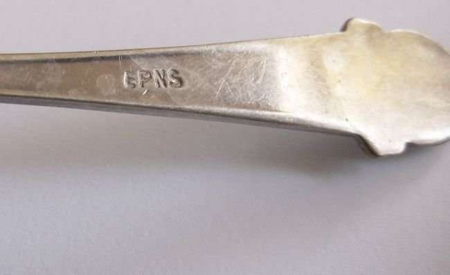 COOL !! A SET OF SIX VINTAGE SILVER PLATED CAKE FORKS WITH THE OLD VOORTREKKER EMBLEM...HOU KOERS !!