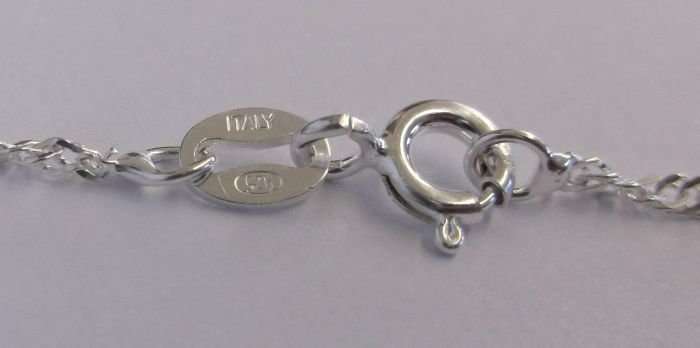 A SMART 45 CM TWIST DESIGN STERLING SILVER NECKLACE PLUS THE CUTEST STERLING SILVER PENDANT ...OUGAT