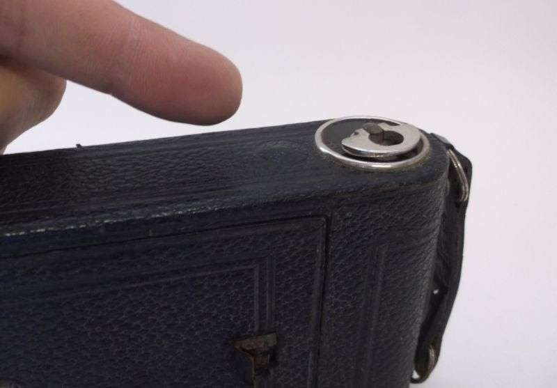 A REMARKABLE RARE VINTAGE GERMAN FOLDING CAMERA BY CERTO KAMERAWERK OF DRESDEN...WOW !!!!!