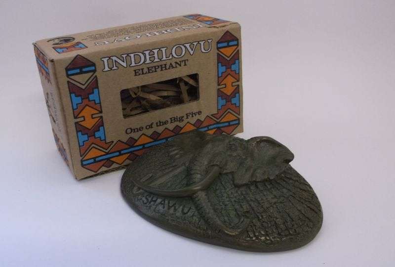 BIG FIVE !!! AN AWESOME BELT BUCKLE DEPICTING THE ""ELEPHANT"" MADE IN THE COLD CAST BRONZE PROCESS