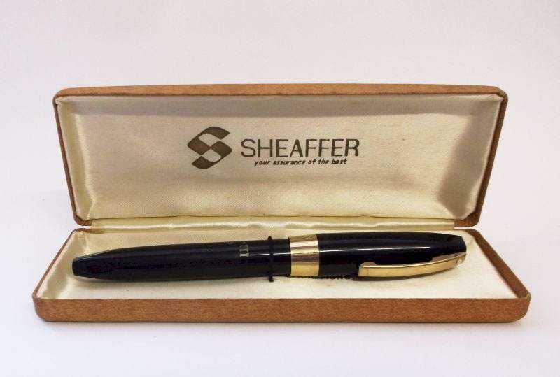 A TOP CLASS VINTAGE SHAEFFERS PFM-III FOUNTAIN PEN WITH 14 CT NIB PLUS BOX AND INSTRUCTIONS !!