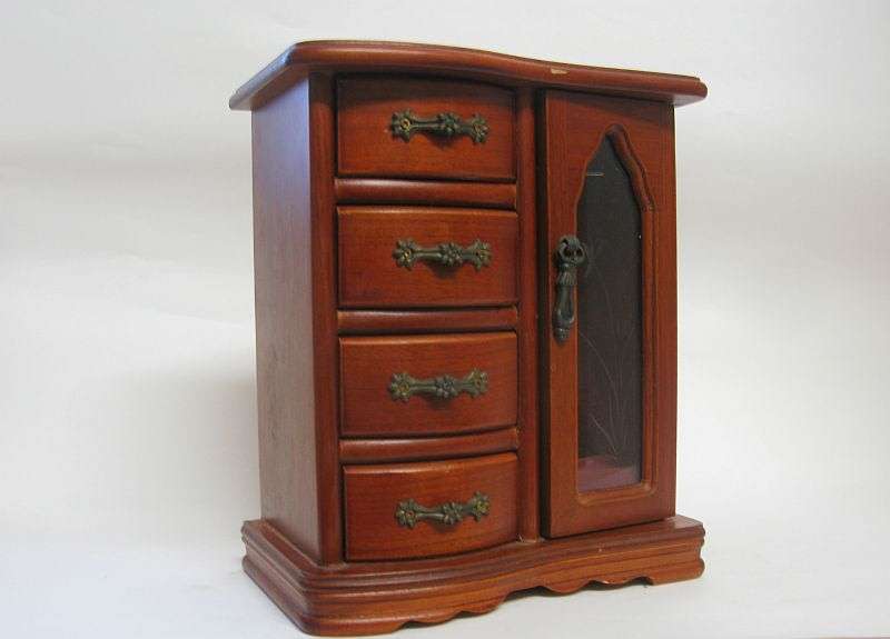 A TOTALLY STUNNING VINTAGE JEWELRY "BOX" IN THE SHAPE OF A WARDROBE ...REAL WOOD ...GREAT DETAIL !!!