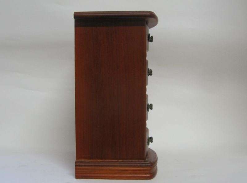 A TOTALLY STUNNING VINTAGE JEWELRY "BOX" IN THE SHAPE OF A WARDROBE ...REAL WOOD ...GREAT DETAIL !!!