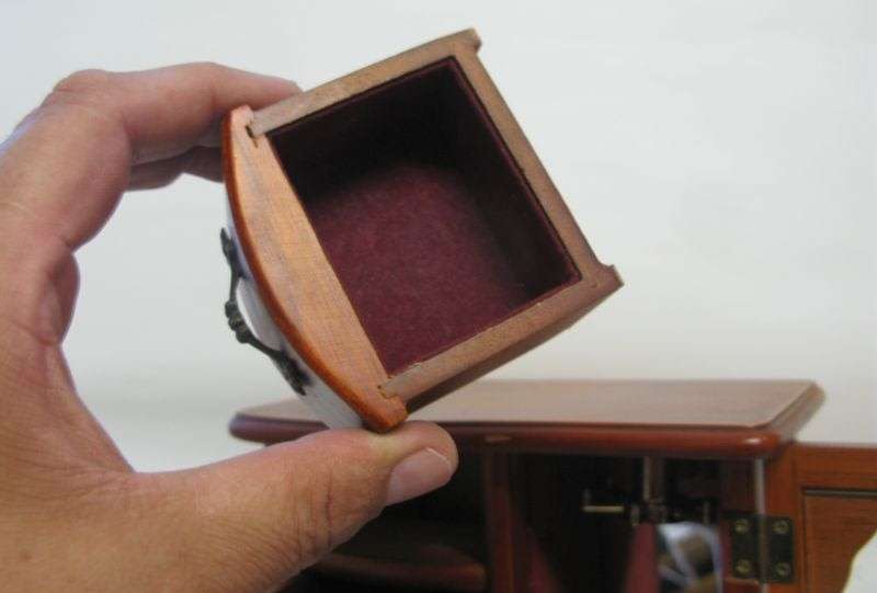 A TOTALLY STUNNING VINTAGE JEWELRY "BOX" IN THE SHAPE OF A WARDROBE ...REAL WOOD ...GREAT DETAIL !!!