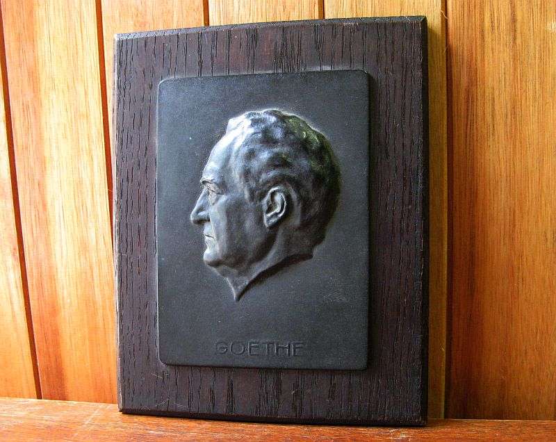 WOW !! WOW !! A RARE OLD SIGNED BRONZE PLAQUE OF GOETHE BY THE ARTIST DAUTERT...WORTH RESEARCHING !!