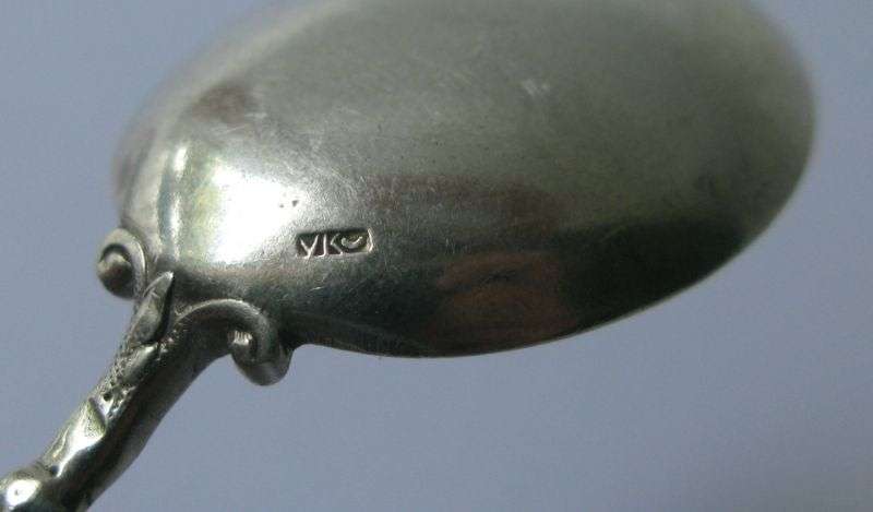 FABULOUS !! 4 OLD SOLID DUTCH SILVER TEASPOONS WITH BEAUTIFUL DETAIL COMPLETE WITH MAKERS MARKS !!