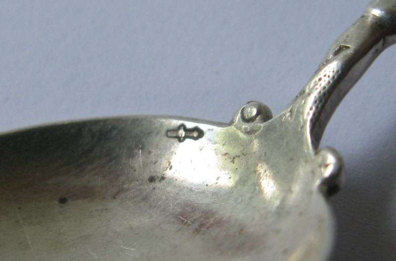 FABULOUS !! 4 OLD SOLID DUTCH SILVER TEASPOONS WITH BEAUTIFUL DETAIL COMPLETE WITH MAKERS MARKS !!