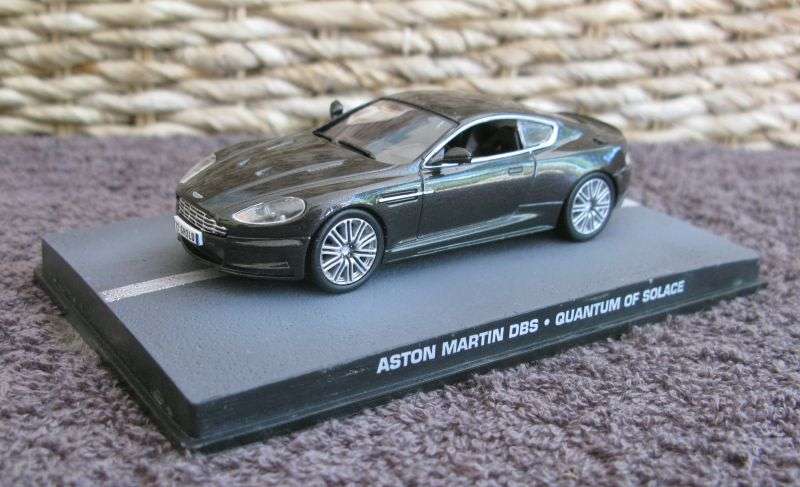 A 1:43 SCALE DIE CAST METAL MODEL OF THE ""ASTON MARTIN DBS"" AS SEEN IN THE JAMES BOND MOVIE