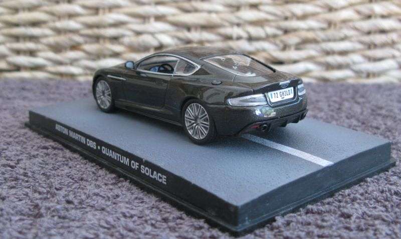 A 1:43 SCALE DIE CAST METAL MODEL OF THE ""ASTON MARTIN DBS"" AS SEEN IN THE JAMES BOND MOVIE