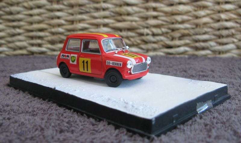 A 1:43 SCALE DIE CAST METAL MODEL OF THE ""AUSTIN MINI"" AS SEEN IN THE JAMES BOND MOVIE