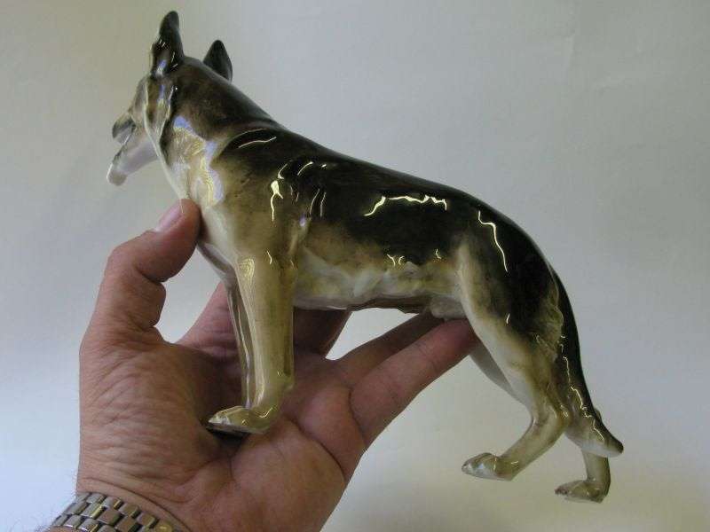 WOW !! WOW !! A SUPER RARE 1950`S LARGE GERMAN SHEPHERD FIGURE BY HUTSCHENREUTHER GERMANY !!! VALUE
