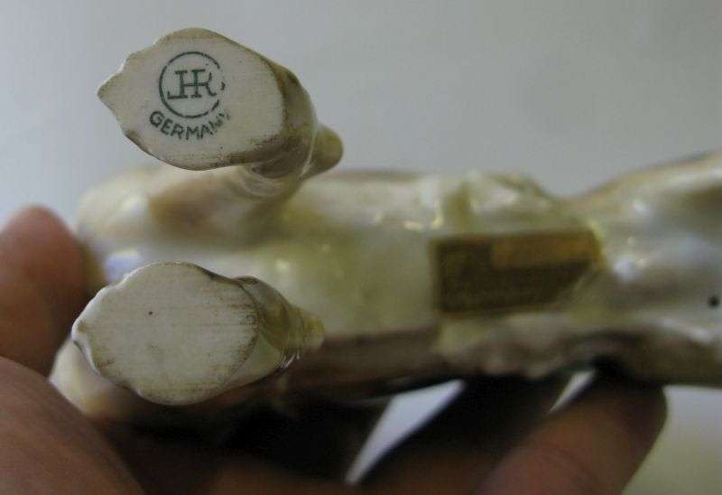 WOW !! WOW !! A SUPER RARE 1950`S LARGE GERMAN SHEPHERD FIGURE BY HUTSCHENREUTHER GERMANY !!! VALUE