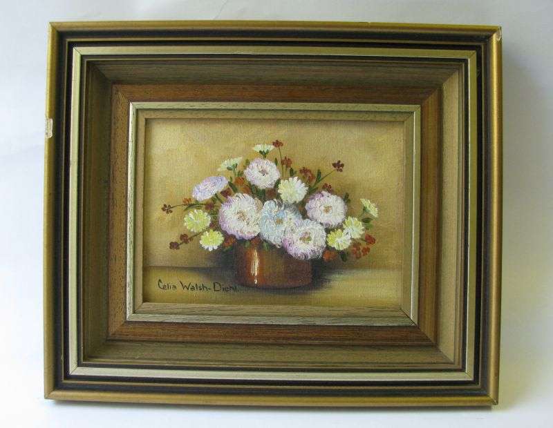 WOW !! AN ORIGINAL OIL ON BOARD PAINTING DEPICTING A FLORAL ARRANGEMENT BY CELIA WALSH-DIEHL